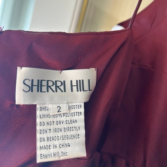 Beautiful Burgundy satin formal dress - Picture 3 of 6